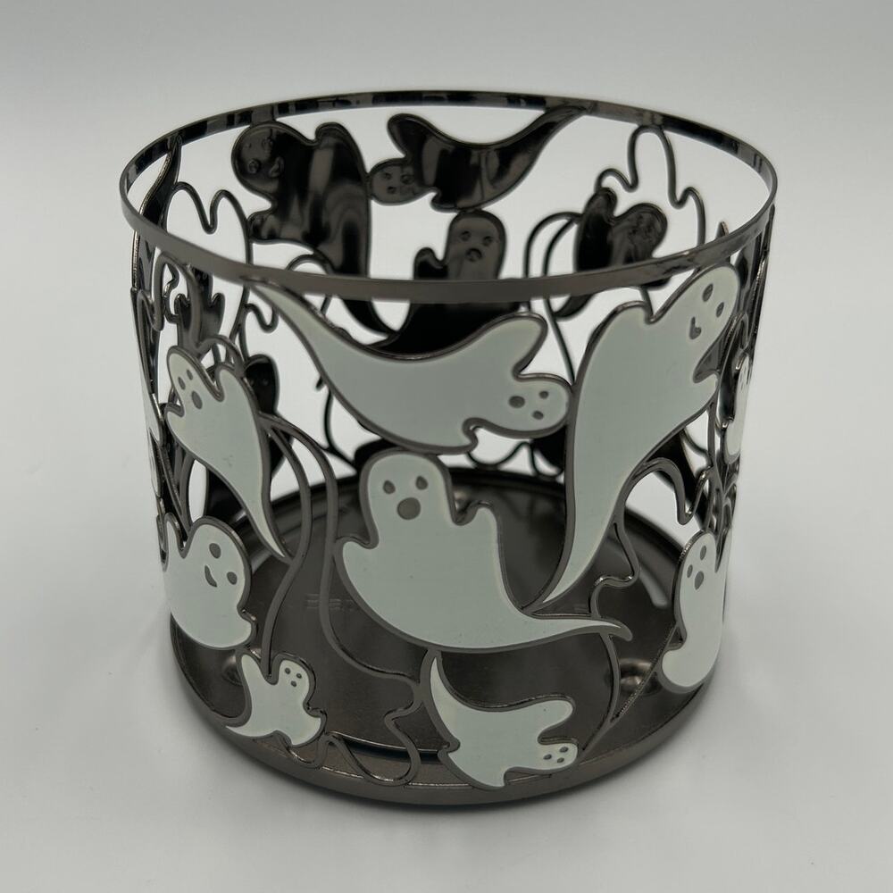 Bath & Body Works Halloween Flying Ghosts 3 Wick Candle Holder Glow In Dark